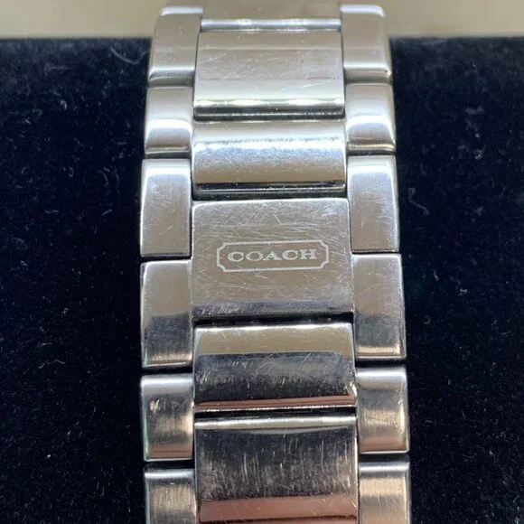 Coach Women's BOYFRIEND STYLE stainless steel bracelet watch Round Face LARGE